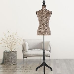 ADULT LEOPARD MANNEQUIN TORSO